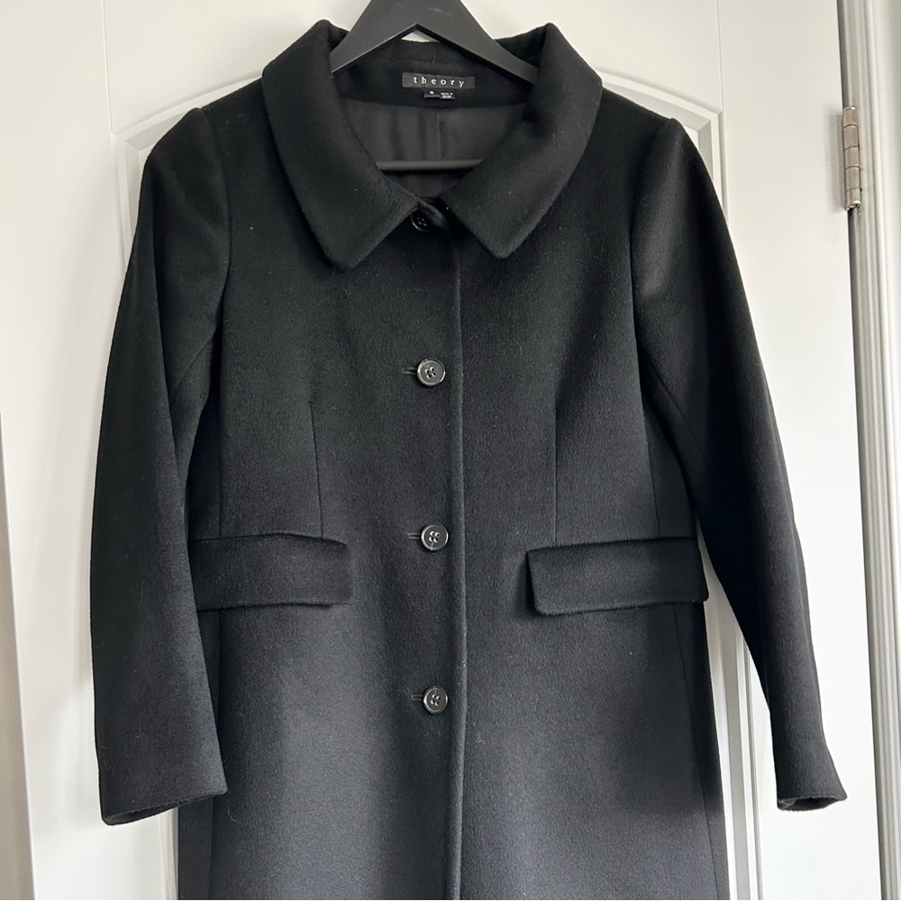 THEORY 100% Wool, Luxurious Black Coat